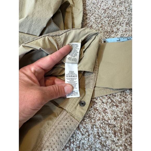L.L. Bean comfort Trail pants, Womans size 10 Petite / Short; lightweight - Picture 10 of 10